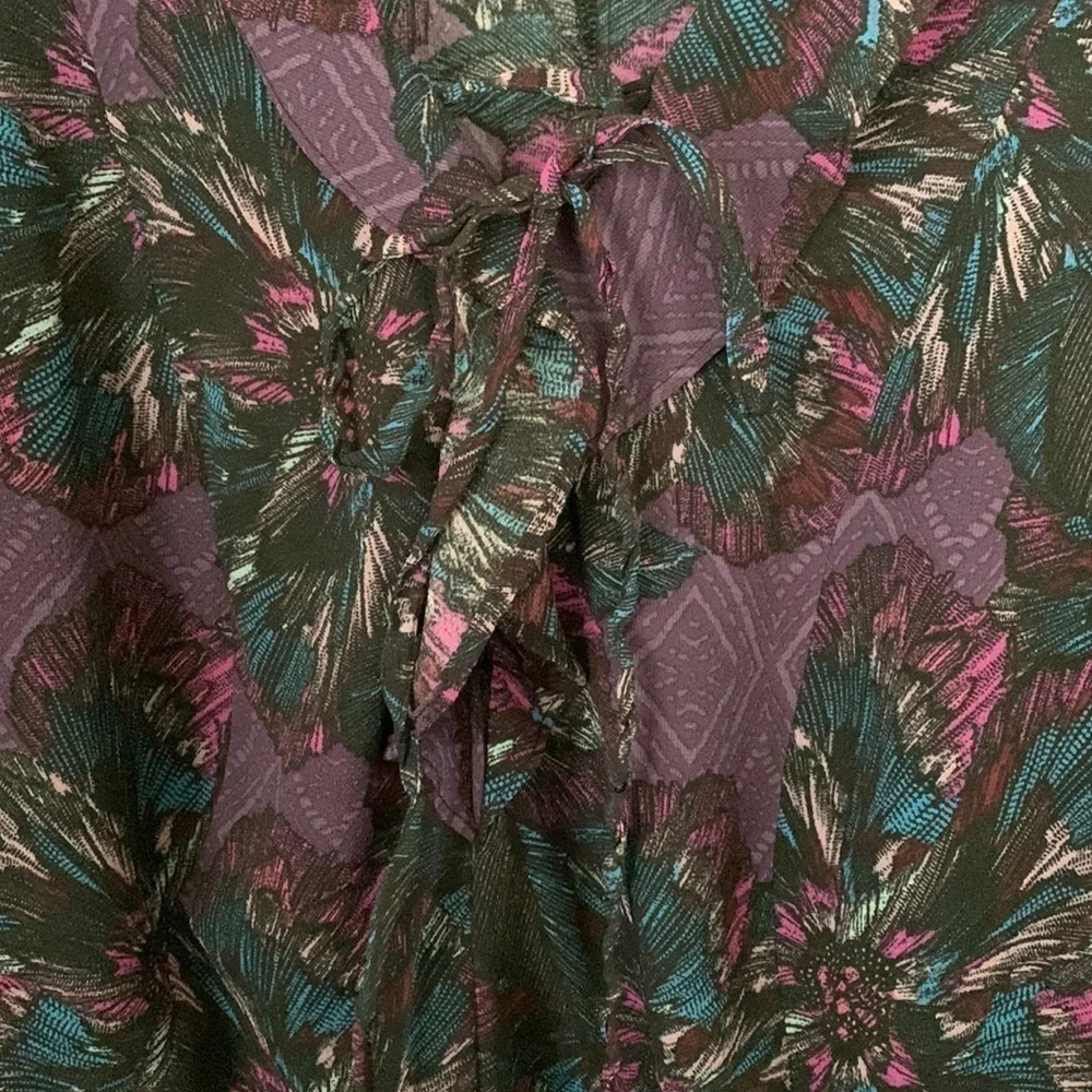 Lane Bryant Peplum Blouse Short Sleeve Purple Black Tie Front Size 18 goth - Picture 4 of 10